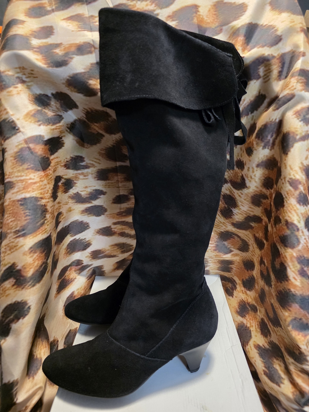 Le Chateau Black Over-The-Knee/Knee High Suede Boots-Size 7.5